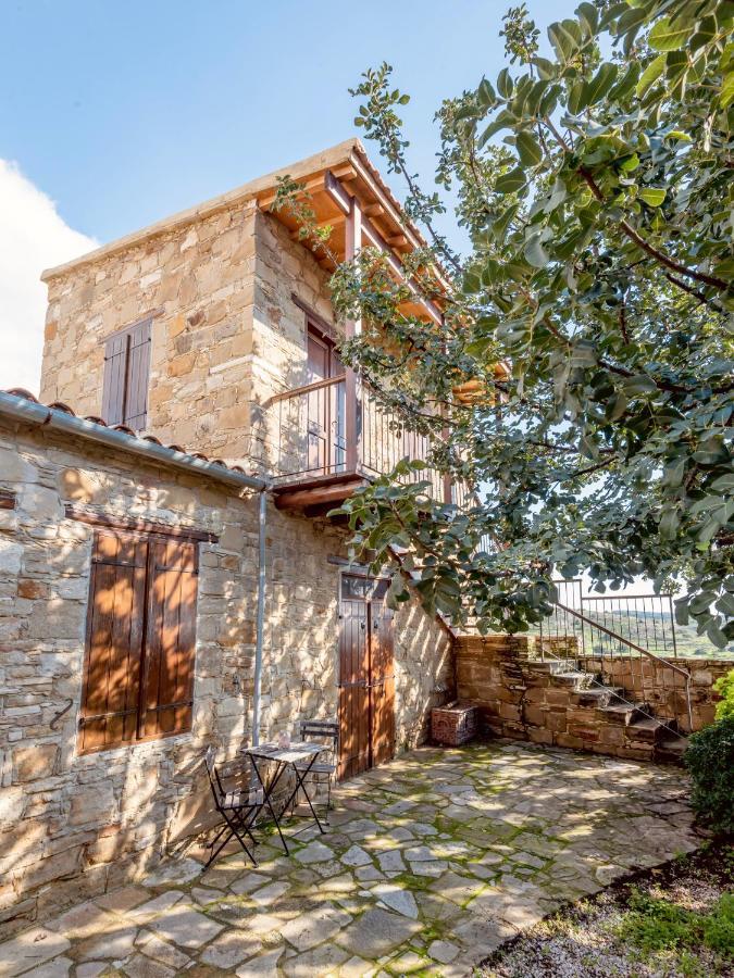 The Carob Tree Villa - Rustic Luxury Home With Access To Pool And Restaurant Larnaca Exterior foto