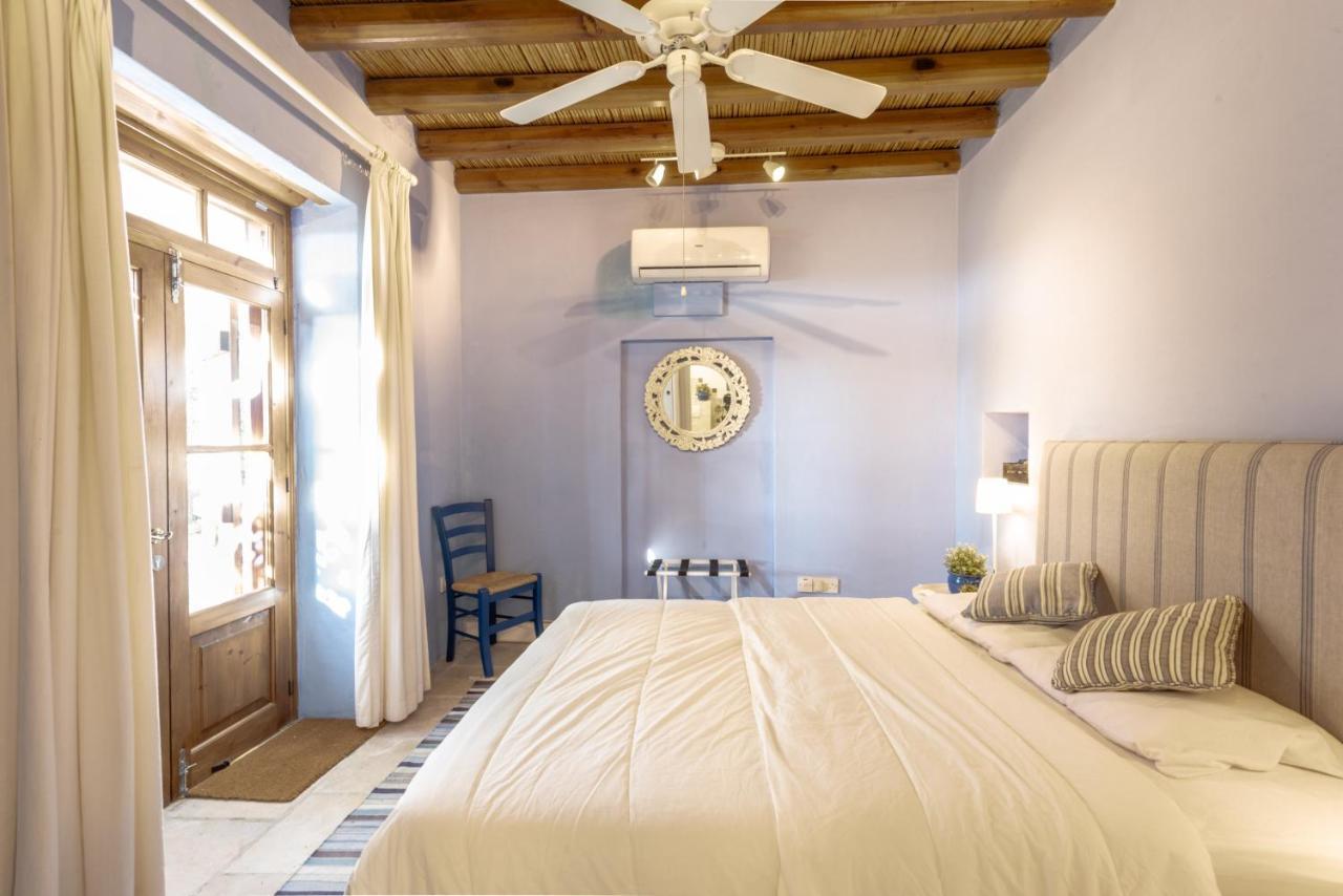 The Carob Tree Villa - Rustic Luxury Home With Access To Pool And Restaurant Larnaca Exterior foto